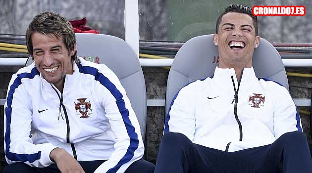 Cristiano Ronaldo celebra el gol con Coentrao