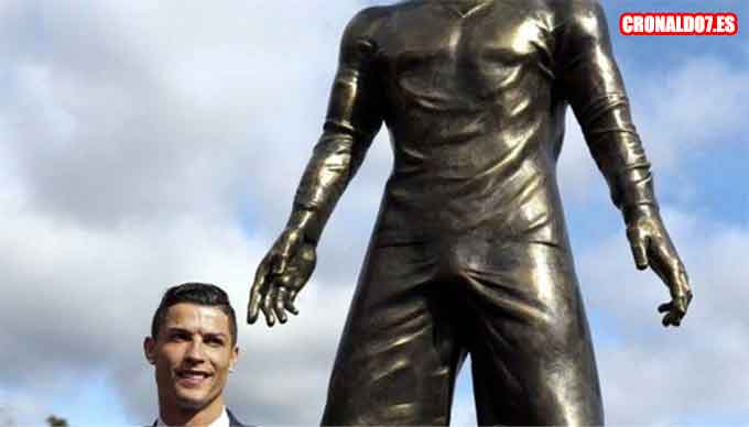 La estatua de Cristiano Ronaldo