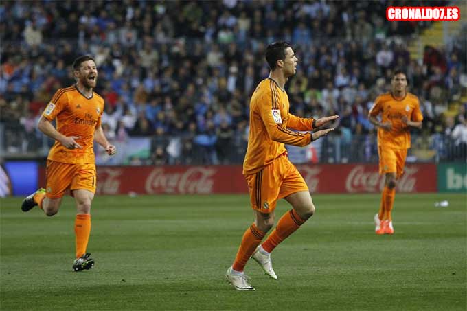 Cristiano Ronaldo marca al Málaga