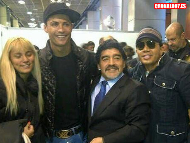 Cristiano Ronaldo y Diego Armando Maradona