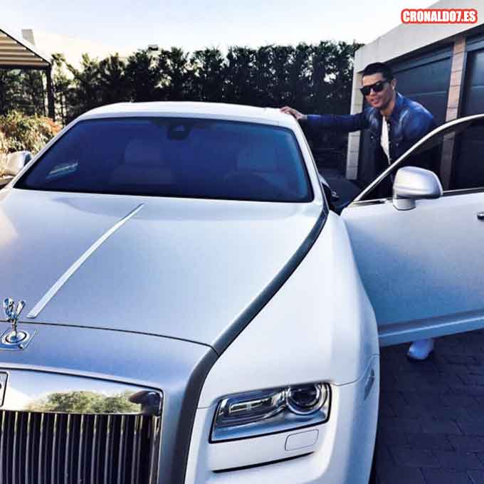 Cristiano Ronaldo y el Rolls-Royce