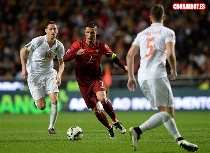 Cristiano Ronaldo ante Serbia