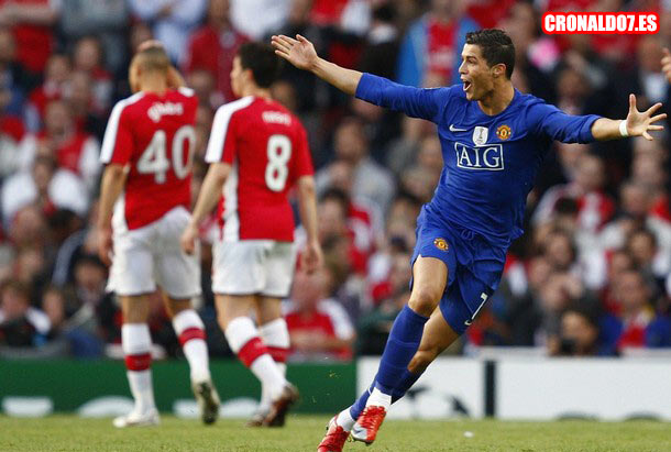 Cristiano Ronaldo celebrando su golazo ante el Arsenal