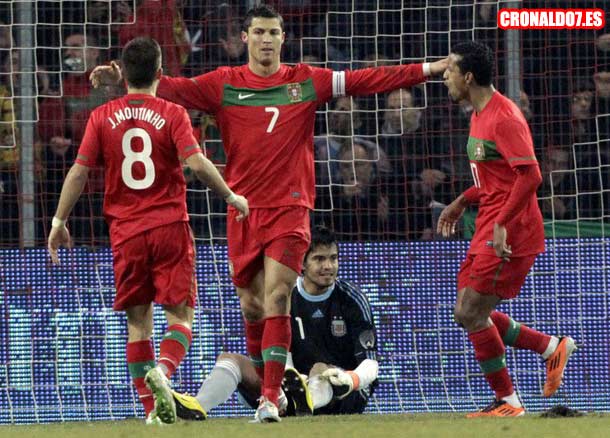 Cristiano Ronaldo marcó el gol de Portugal