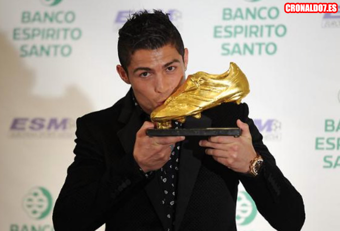 Cristiano Ronaldo con la Bota de Oro
