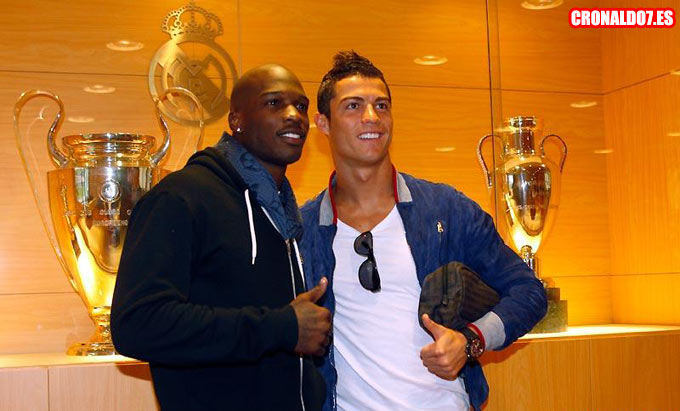 Cristiano Ronaldo junto a Chad