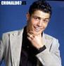 Cristiano Ronaldo con traje